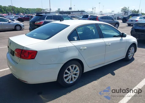 2014 Volkswagen Jetta 1.8T Se from USA, damaged, VIN 3VWD17AJ9EM420615